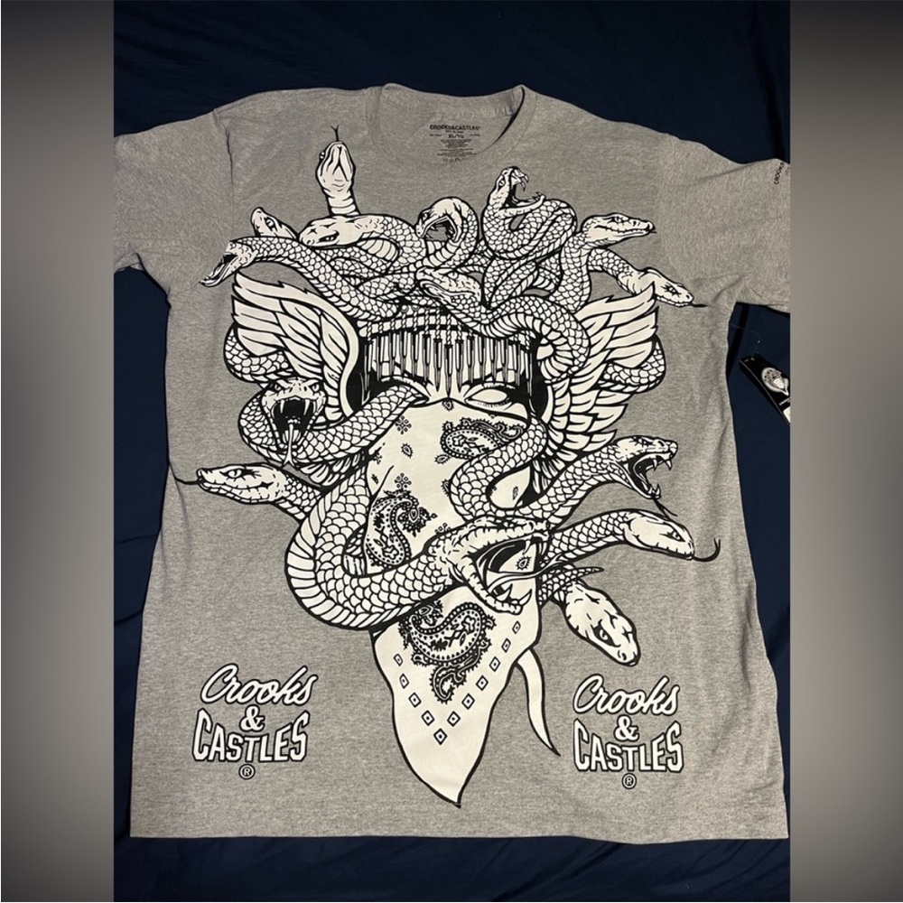 Crooks and castles gray Medusa tee